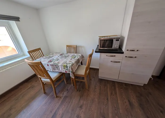 Elkes Nest * Βάιλ αμ Ράιν